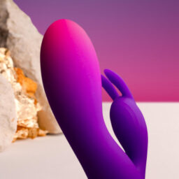Alternative view of ROCKS-OFF - VIBRATORE CONIGLIO VIOLA GLO-GIRL